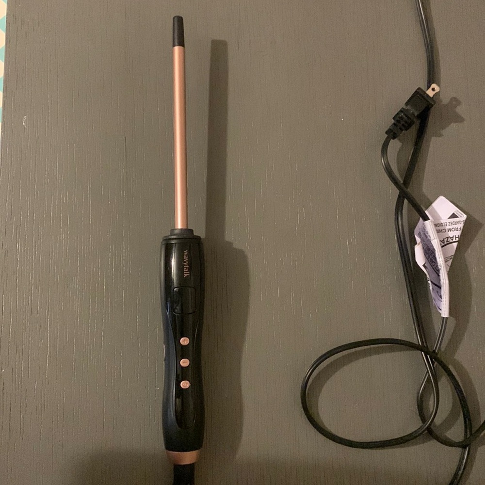 Wavytalk curling iron
